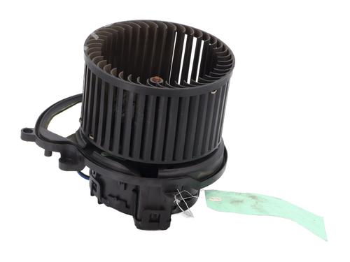 Used Heater blower motor RENAULT MEGANE IV Hatchback (B9A/M/N_) 1.5 dCi 90 (B9A1) (90 hp) 30261771