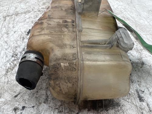 expansion-tank-renault-clio-iii-br01-cr01-2005-2006-2007-2008-2009-2010-2011-2012-2013-2014-36591393 main image