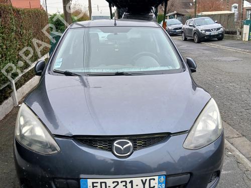 Right headlight MAZDA 2 (DE_, DH_) 1.4 MZR-CD | BP31983816C29