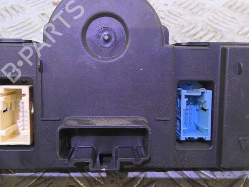 Used Climate control Climate control 20350453 20350453