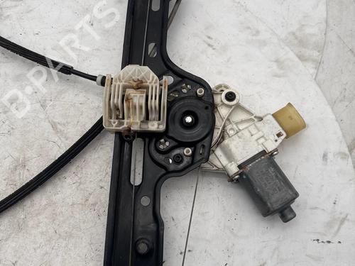 Front right window mechanism BMW 1 (E87) 118 d | BP35902583C23 - Image 5