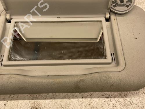 Used Right sun visor Right sun visor 36850828 36850828