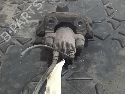 Used Right rear brake caliper BMW 5 (E60) 530 d (218 hp) 21817011