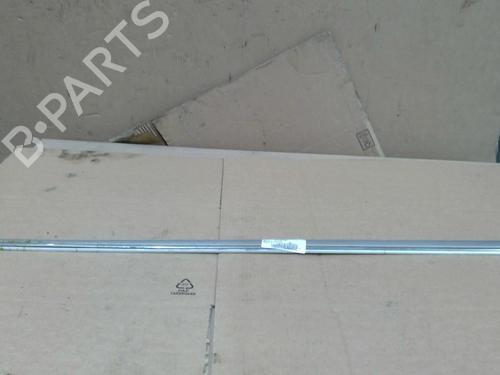 Used Door moulding trim MERCEDES-BENZ A-CLASS (W168) A 170 CDI (168.009, 168.109) (95 hp) 32681948