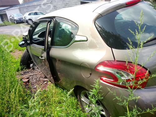 Shock absorber spring PEUGEOT 208 I (CA_, CC_) 1.4 HDi | BP21827005C152 