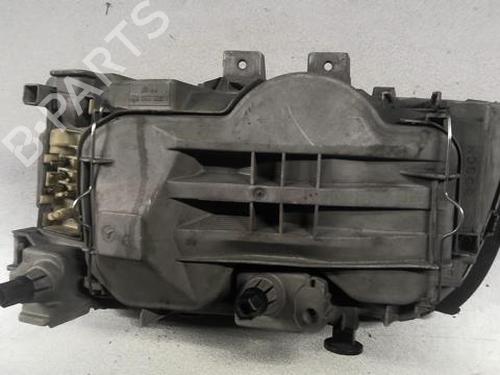 Used Right headlight MERCEDES-BENZ C-CLASS (W202) C 250 D (202.125) (113 hp) 22002310