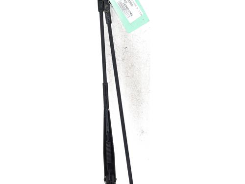 Used Front windshield wiper arm PEUGEOT 107 (PM_, PN_) 1.0 (68 hp) 26648106