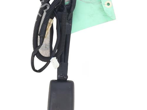 Boucle de ceinture de sécurité TOYOTA YARIS (_P9_) 1.4 D-4D (NLP90_, NLP90R) | BP30866324I32