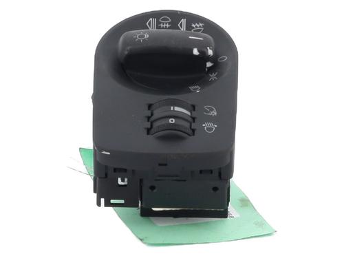 Commande de phare AUDI A3 (8P1) 2.0 TDI 16V | BP29143349I24 
