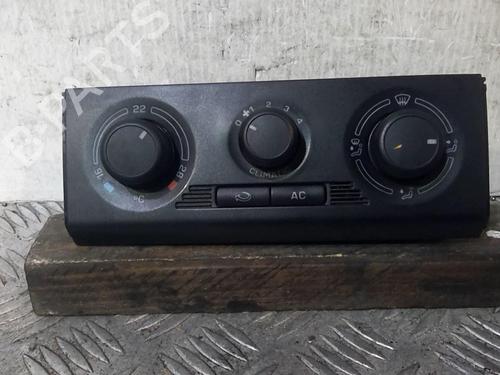 Used Climate control Climate control SKODA ROOMSTER (5J7) 1.9 TDI (105 hp) 20355269 20355269