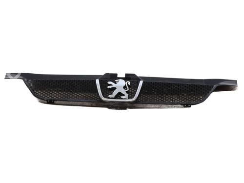 Grill PEUGEOT 406 (8B) 2.2 HDi (133 hp) 26183595