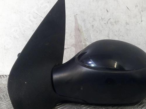 Used Left mirror PEUGEOT 206 Hatchback (2A/C) 1.4 i (75 hp) 20351819