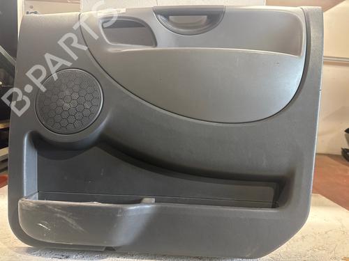 Høyre frontpanel Høyre frontpanel PEUGEOT EXPERT Van (VF3A_, VF3U_, VF3X_) 2.0 HDi 130 (128 hp) 36955812 36955812