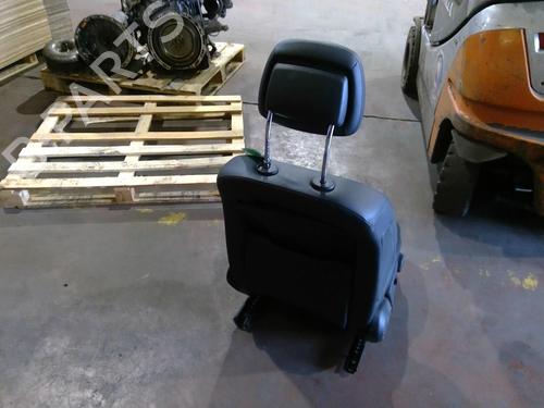 Right front seat MERCEDES-BENZ C-CLASS (W204) C 200 CDI (204.001) | BP25726774C16 - Image 3