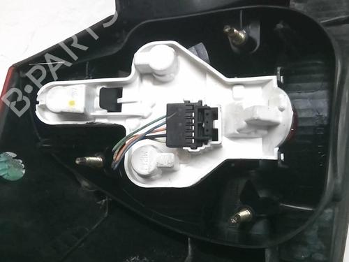 Used Right taillight Right taillight 22000516 22000516