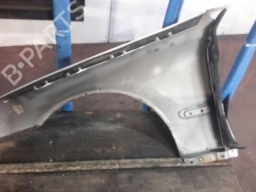 Used Right front fenders Right front fenders MERCEDES-BENZ C-CLASS (W203) C 240 (203.061) (170 hp) 20353438 20353438