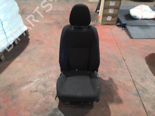 Used Left front seat TOYOTA YARIS (_P13_) 1.0 (KSP130_, KSP130) (69 hp) 22709658