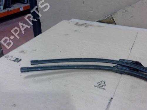 Used Front windshield wiper arm Front windshield wiper arm FORD FOCUS III 1.0 EcoBoost (100 hp) 32681957 32681957