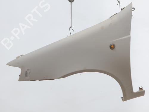 Used Left front fenders Left front fenders FIAT PUNTO (176_) [1993-1999] 33681334 33681334