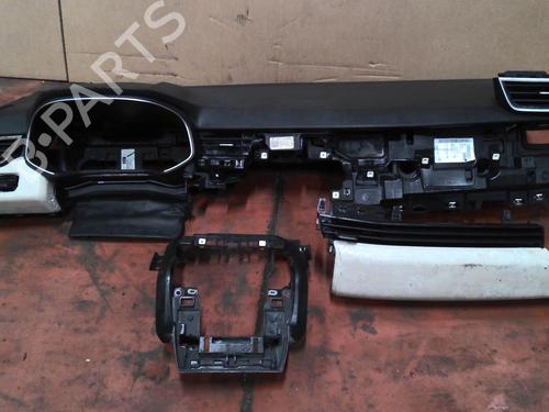 Used Dashboard Dashboard RENAULT CLIO V (B7_) 1.6 E-TECH 140 (B7MU) (140 hp) 32210942 32210942