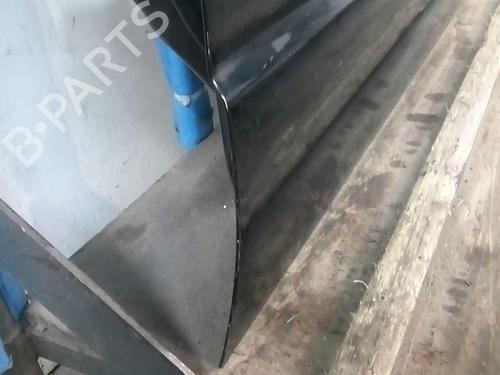 Used Right front door KIA SORENTO I (JC) 2.5 CRDi 4WD (140 hp) 20354933