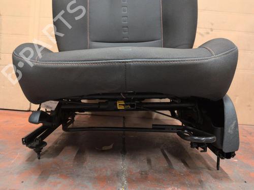 Left front seat RENAULT TWINGO II (CN0_) 1.2 (CN0D) | BP39699851C15 - Image 4