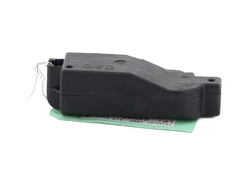 tailgate-lock-peugeot-1007-km_-2005-28571822 main image