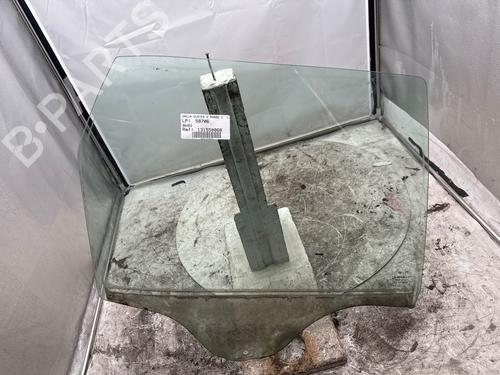 Dør rude højre bagtil Dør rude højre bagtil 38602983 38602983