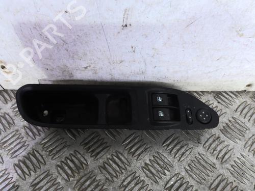 Used Left front window switch Left front window switch FIAT TIPO Saloon (356_, 357_) 1.3 D (356SXB1A, 356SXH1A, 356SXD1A) (95 hp) 20358797 20358797