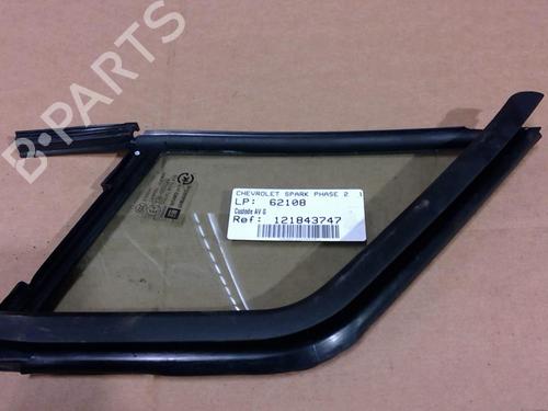 Deflettore anteriore sinistro CHEVROLET SPARK (M300) 1.2 (82 hp) 32670615