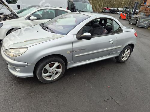 Middle console PEUGEOT 206 CC (2D) 1.6 16V (2DNFUF, 2DNFUR) | BP33004709I22 - Image 15