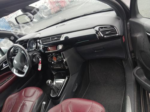 Front right lock CITROËN DS3 (SA_) 1.6 HDi 110 | BP32275583C97