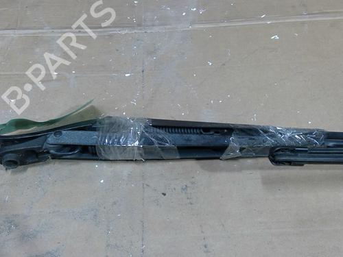 Used Front windshield wiper arm Front windshield wiper arm RENAULT CLIO III (BR0/1, CR0/1) 1.5 dCi (BR17, CR17) (86 hp) 30538363 30538363
