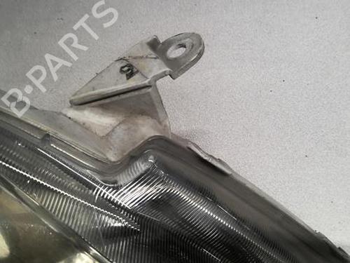 Used Right headlight Right headlight TOYOTA COROLLA Verso (_E12_) 2.0 D-4D (CDE120_, CDE120R) (90 hp) 22000722 22000722