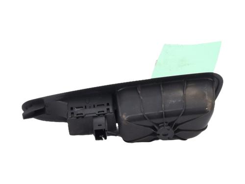 Venstre bagtil elrude kontakt Venstre bagtil elrude kontakt PEUGEOT 308 I (4A_, 4C_) 1.6 HDi (112 hp) 36150444 36150444