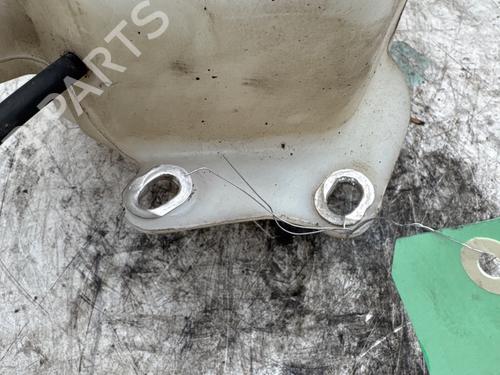 Used Windscreen washer tank Windscreen washer tank ALFA ROMEO BRERA (939_) 2.4 JTDM 20V (939DXD1B, 939DXD12) (200 hp) 36591486 36591486