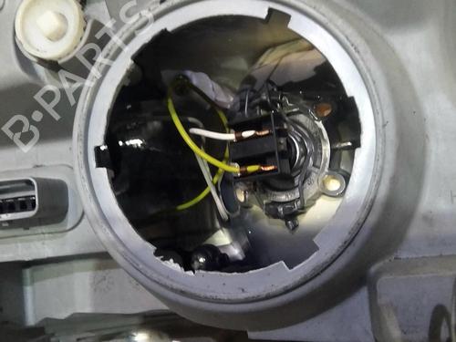 Used Left headlight Left headlight RENAULT MASTER II Platform/Chassis (ED/HD/UD) 2.5 dCi (ED01, ED0Y, ED41, ED4Y, ED81, ED8Y, ED91, ED9Y,... (146 hp) 20351877 20351877