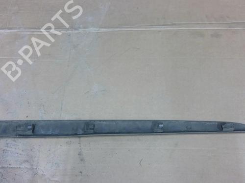 Dørliste Dørliste RENAULT CLIO III (BR0/1, CR0/1) 1.5 dCi (BR0H, CR0H, CR1S, BR1S) (106 hp) 30535242 30535242