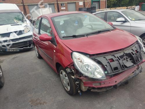 Rear left seatbelt RENAULT TWINGO II (CN0_) 1.2 16V (CN04, CN0B) | BP29840236I29 