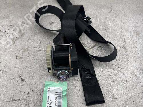 front-right-seatbelt-opel-corsa-c-x01-2000-2001-2002-2003-2004-2005-2006-2007-2008-2009-37450806 main image