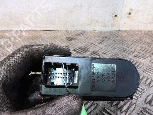 Used Left front window switch Left front window switch ALFA ROMEO MITO (955_) 0.9 TwinAir (955.AXW1B) (86 hp) 20354318 20354318