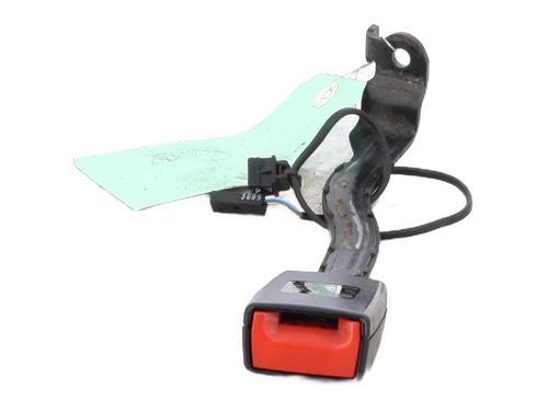 Used Seat buckle VW GOLF VI (5K1) 2.0 TDI (110 hp) 33004694