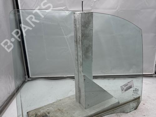 rear-left-door-window-kia-sorento-i-jc-2002-2003-2004-2005-2006-2007-2008-2009-2010-2011-36184748 main image