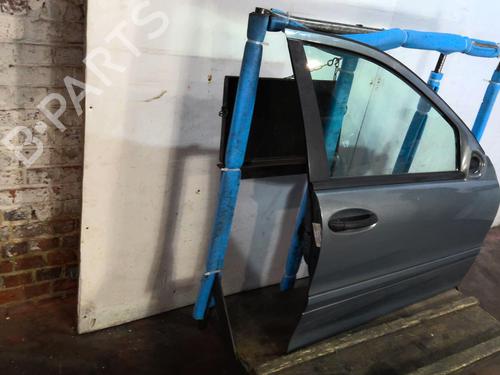 Used Right front door Right front door MERCEDES-BENZ C-CLASS T-Model (S203) C 220 CDI (203.208) (136 hp) 20353001 20353001