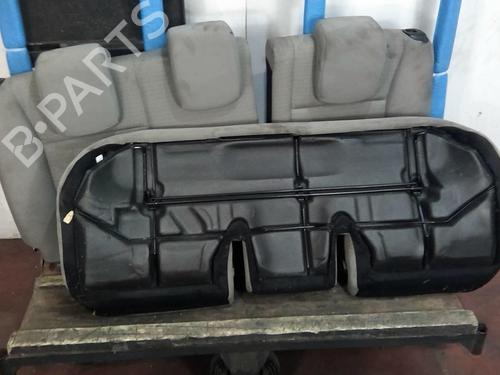 Used Rear seat Rear seat RENAULT CLIO III (BR0/1, CR0/1) 1.5 dCi (C/BR0G, C/BR1G) (68 hp) 20727455 20727455