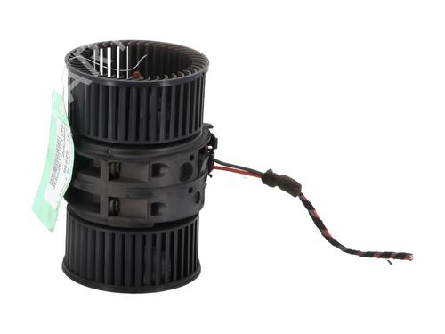 Used Heater blower motor RENAULT MEGANE III Hatchback (BZ0/1_, B3_) 1.5 dCi (BZ09, BZ0D, BZ1W, BZ29, BZ14) (110 hp) 28683893