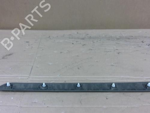door-moulding-trim-peugeot-3008-i-mpv-0u_-2009-2010-2011-2012-2013-2014-2015-2016-2017-30484697 main image