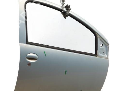 right-front-door-toyota-aygo-_b1_-2005-2006-2007-2008-2009-2010-2011-2012-2013-2014-32446294 main image