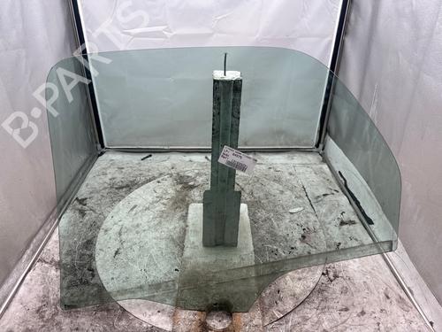 Used Rear right door window Rear right door window 38636901 38636901