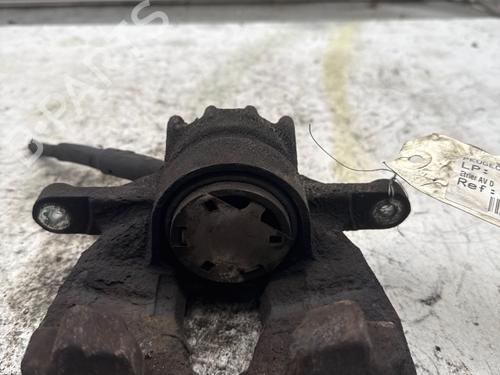 Used Right front brake caliper Right front brake caliper PEUGEOT 3008 I MPV (0U_) 1.6 HDi (114 hp) 40440661 40440661